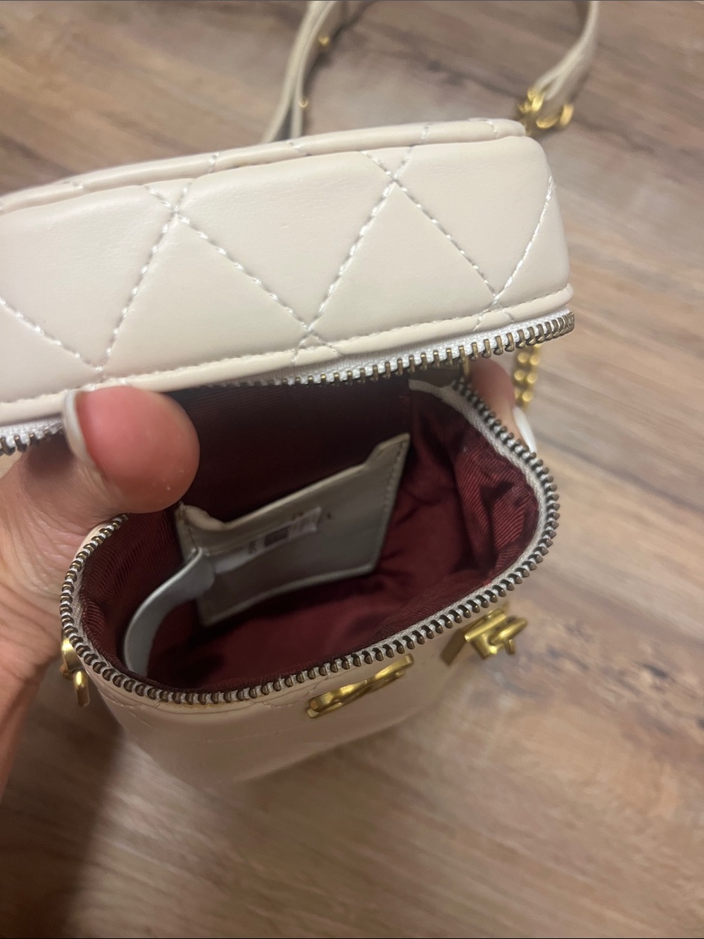 Quilted Cream Mini Crossbody with Gold Chain - Picture 2 of 2